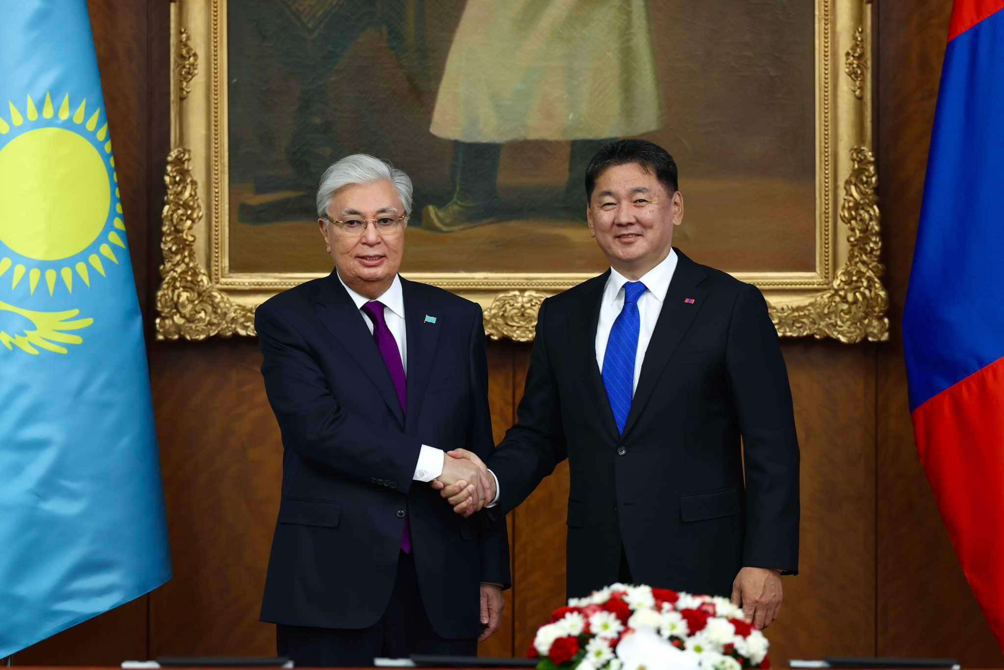 Ерөнхийлөгч У.Хүрэлсүх Бүгд  Найрамдах Казахстан Улсад төрийн  айлчлал хийхээр мордлоо